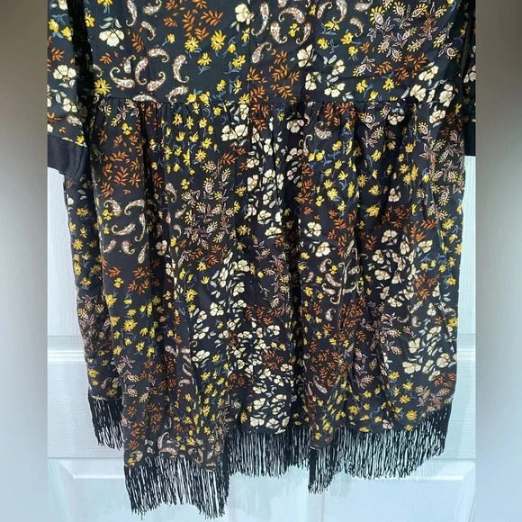 Maurice's NWT Black Brown Paisley Floral Print Kimono Size Small with Fringe - Picture 3 of 11